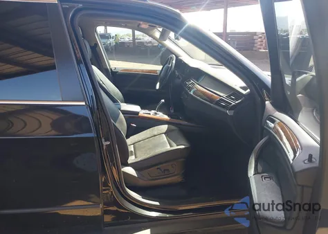 2013 BMW X5 xDrive35I/xDrive35I Premium/xDrive35I Sport Activity from USA, damaged, VIN 5UXZV4C58D0B17744